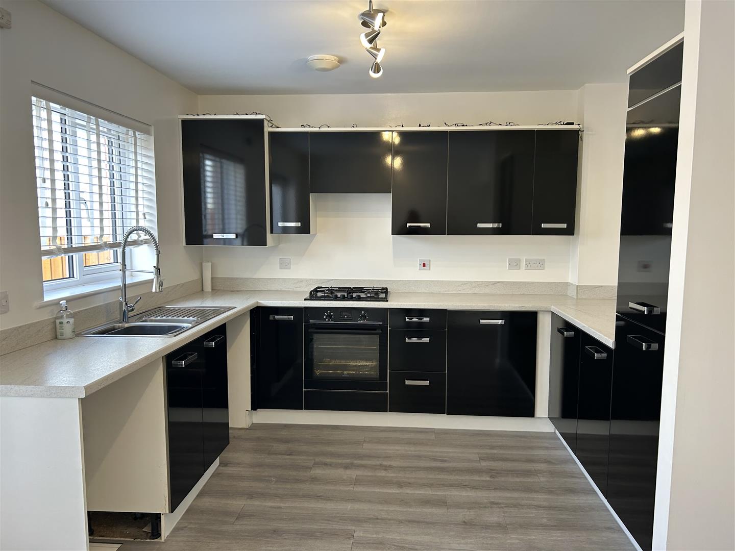 Rhodfa'r Celyn, Parc Derwen, Coity, Bridgend, CF35 6FN